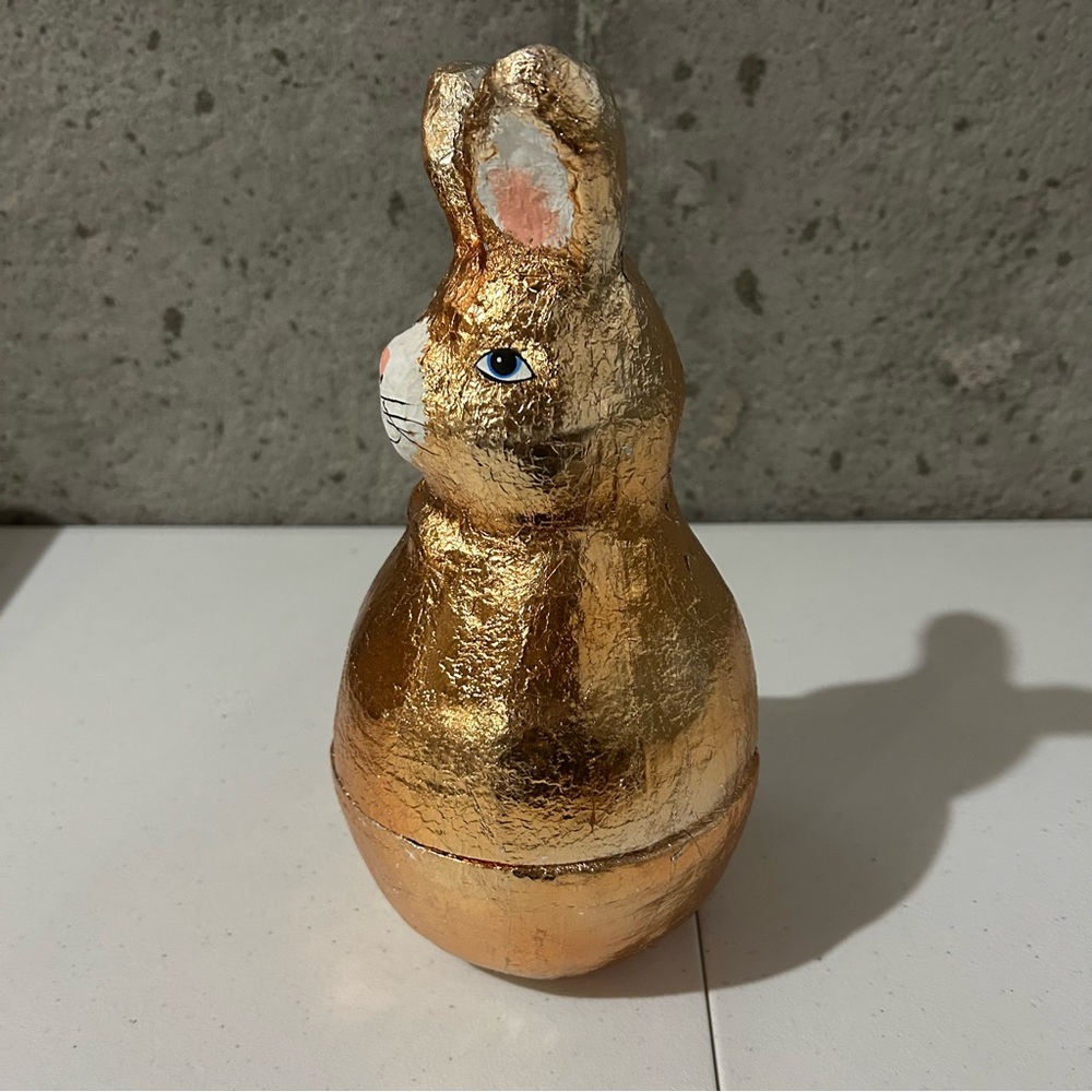 Foiled Bunny Container - Picture 3 of 9